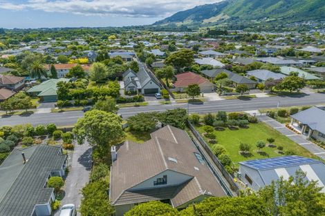 Photo of property in 56 Kapanui Road, Waikanae, 5036