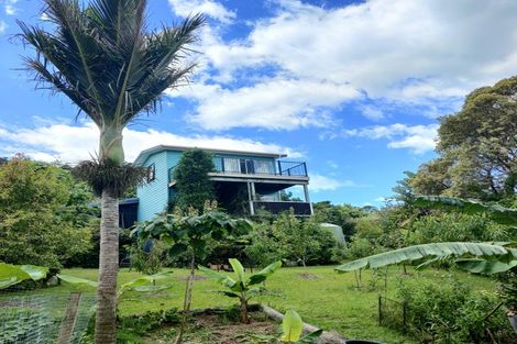 Photo of property in 15 Puriri Place, Tuateawa, Coromandel, 3583