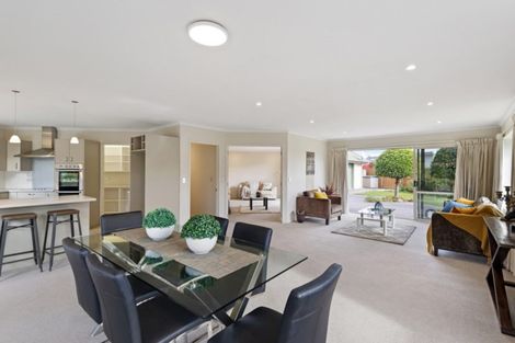 Photo of property in 18 Elm Drive, Rangiora, 7400