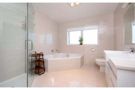 Photo of property in 24 Castlederg Drive, Flat Bush, Auckland, 2019