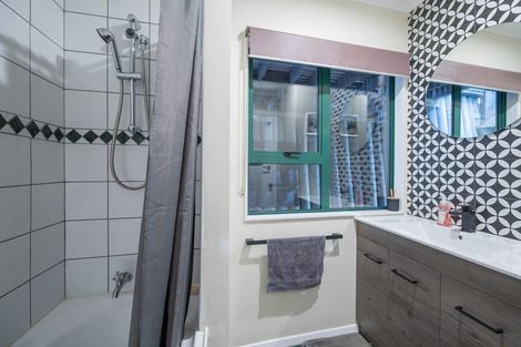 Photo of property in 16 Saint Ann Place, Toi Toi, Nelson, 7010