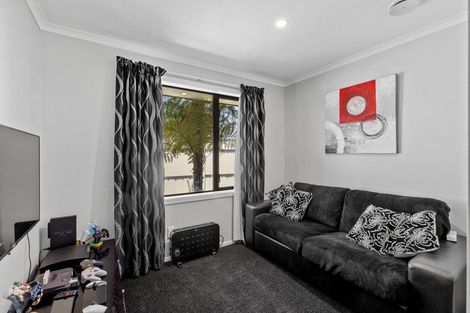 Photo of property in 209 Rolleston Drive, Rolleston, 7614