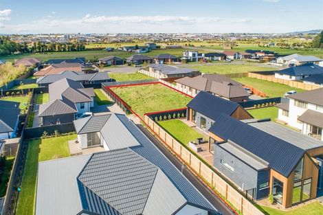 Photo of property in 15 Little Gem Road, Hornby, Christchurch, 8025