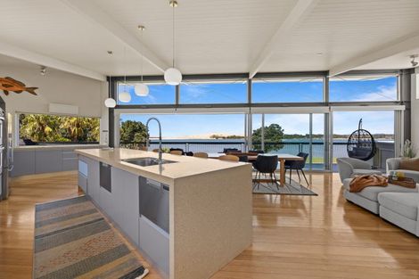Photo of property in 45 Lincoln Street, Mangawhai Heads, Mangawhai, 0505