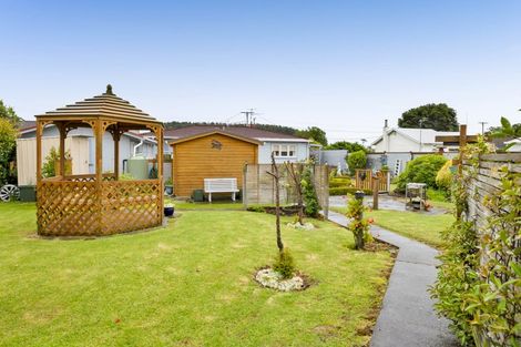Photo of property in 240 Egmont Street, Patea, 4520