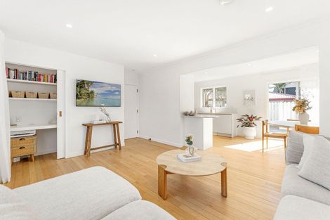 Photo of property in 9a Tui Street, Mount Maunganui, 3116