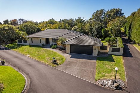 Photo of property in 2 Iwanui Close, Waitara, 4320