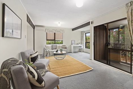 Photo of property in 108a Weka Street, Miramar, Wellington, 6022