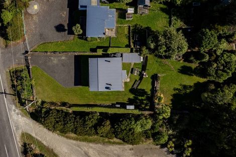 Photo of property in 1390 Taieri Mouth Road, Taieri Mouth, 9091