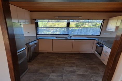 Photo of property in 3 Malters Place, Browns Bay, Auckland, 0630