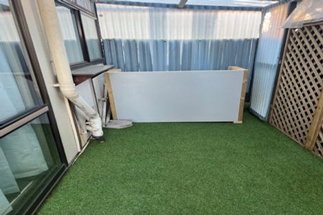 Photo of property in 2a Coniston Avenue, Te Atatu South, Auckland, 0610