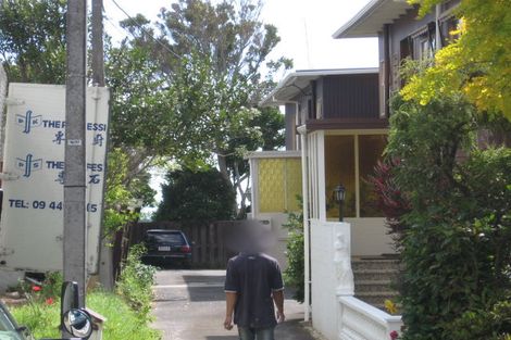 Photo of property in 1/3 Rahopara Street, Castor Bay, Auckland, 0620