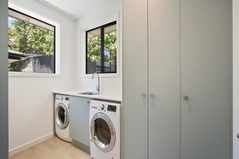 Photo of property in 28 Huntsbury Avenue, Huntsbury, Christchurch, 8022