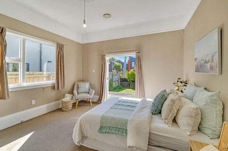 Photo of property in 74 Edward Avenue, Edgeware, Christchurch, 8013