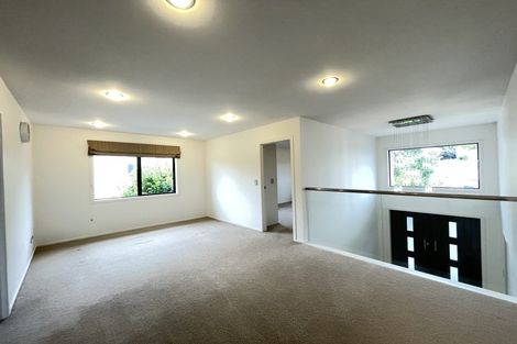 Photo of property in 114 Kittiwake Drive, Schnapper Rock, Auckland, 0632