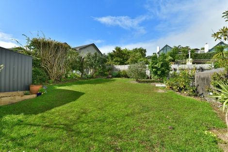 Photo of property in 135 Stanmore Bay Road, Stanmore Bay, Whangaparaoa, 0932