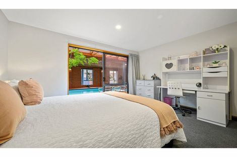 Photo of property in 37 Englefield Road, Belfast, Christchurch, 8051
