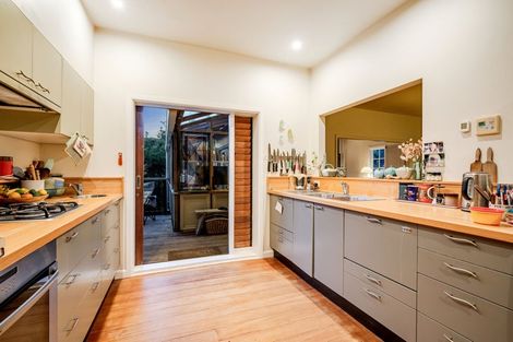 Photo of property in 16 Walter Road, Lowry Bay, Lower Hutt, 5013