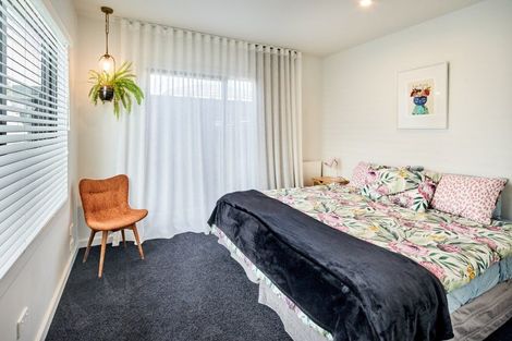 Photo of property in 15 Rua Street, Lyall Bay, Wellington, 6022