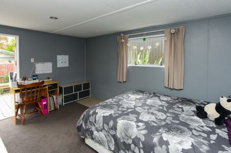 Photo of property in 6 Watts Street, Waipawa, 4210