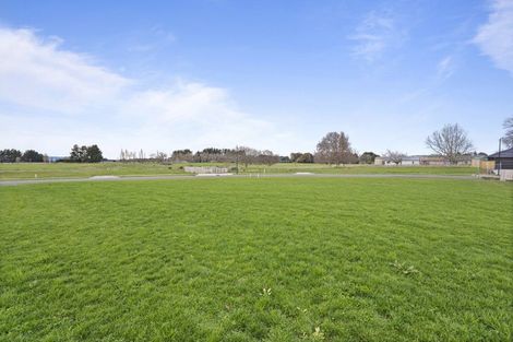 Photo of property in 15 Campbell Place, Marton, 4710