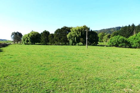 Photo of property in 563a Taneatua Road, Taneatua, 3191