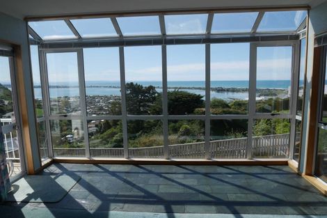 Photo of property in 1/98 Moncks Spur Road, Redcliffs, Christchurch, 8081