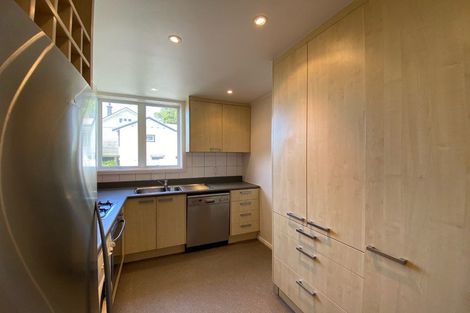 Photo of property in 2u4 Brooklyn Terrace, Brooklyn, Wellington, 6021
