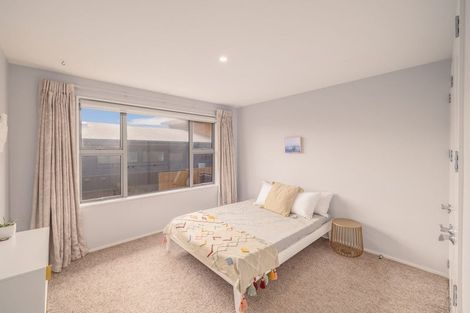 Photo of property in 2/518 Marine Parade, South New Brighton, Christchurch, 8062