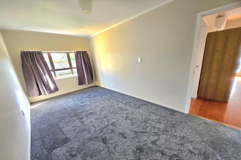 Photo of property in 40 Evans Road, Weymouth, Auckland, 2103