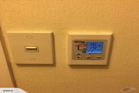 Photo of property in 355 Pakuranga Road, Pakuranga Heights, Auckland, 2010