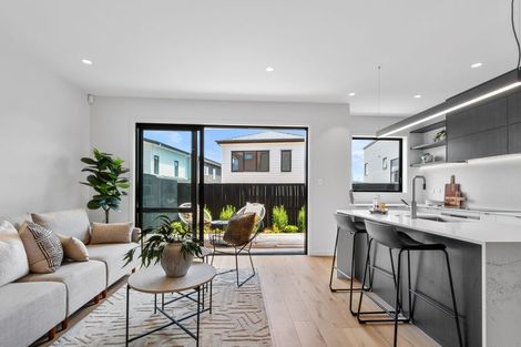 Photo of property in 3 Sierra Pine Road, Hobsonville, Auckland, 0616