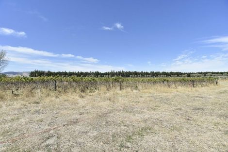 Photo of property in 53 Te Taniwha Road, One Tree Point, 0118