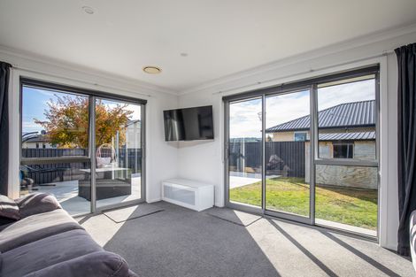 Photo of property in 5 Walker Place, Alexandra, 9320