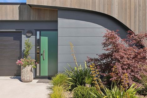 Photo of property in 21a Deans Drive, Wanaka, 9305