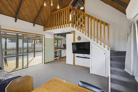 Photo of property in 10 Arataki Grove, Waitarere Beach, Levin, 5510