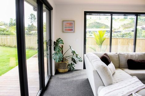 Photo of property in 7 Kohatu Boulder Way, Welbourn, New Plymouth, 4310