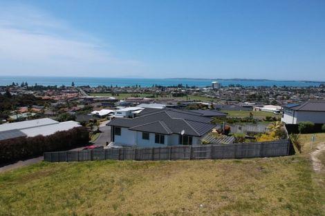 Photo of property in 16 Manhattan Rise, Orewa, 0931
