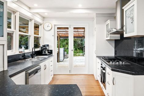 Photo of property in 3 Stanford Crescent, Whataupoko, Gisborne, 4010