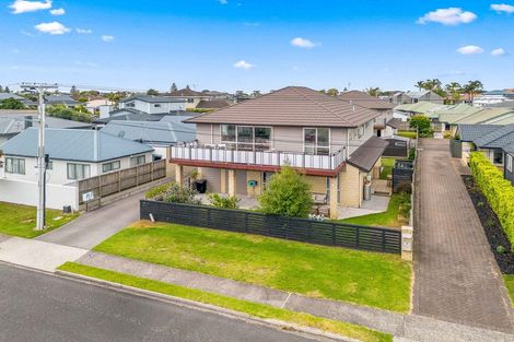 Photo of property in 13 Macville Road, Mount Maunganui, 3116