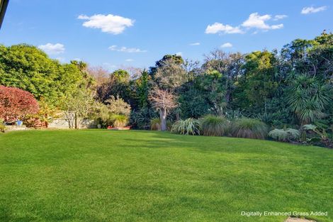 Photo of property in 96a Warren Crescent, Hillmorton, Christchurch, 8025