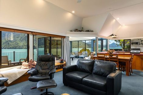 Photo of property in 606 Moetapu Bay Road, Moetapu Bay, Linkwater, 7282