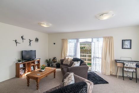 Photo of property in 71b Raumati Road, Raumati Beach, Paraparaumu, 5032