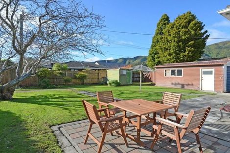 Photo of property in 39 Atiawa Crescent, Waiwhetu, Lower Hutt, 5010