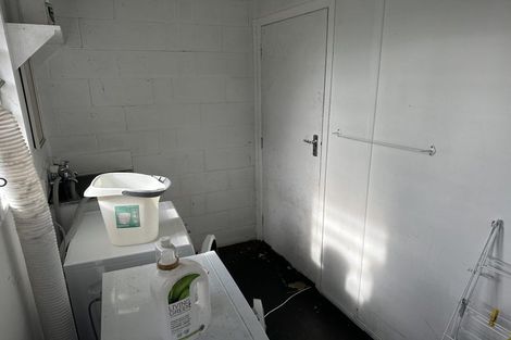 Photo of property in 663 Te Atatu Road, Te Atatu Peninsula, Auckland, 0610