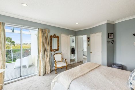 Photo of property in 47 Golf Road, Paraparaumu Beach, Paraparaumu, 5032