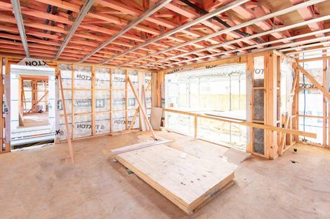 Photo of property in 215 Stokes Valley Road, Stokes Valley, Lower Hutt, 5019