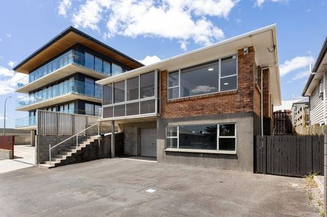 Photo of property in 148 Molesworth Street, New Plymouth, 4312