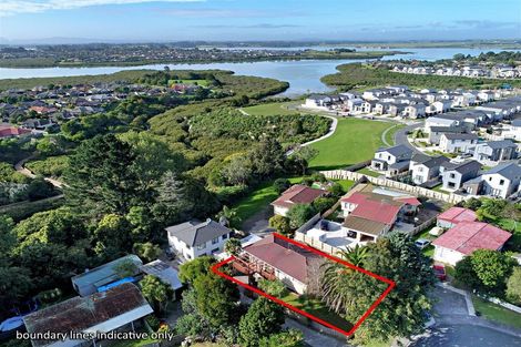 Photo of property in 35 Leaver Place, Weymouth, Auckland, 2103