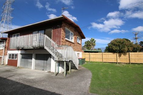 Photo of property in 1/74 Portage Road, New Lynn, Auckland, 0600